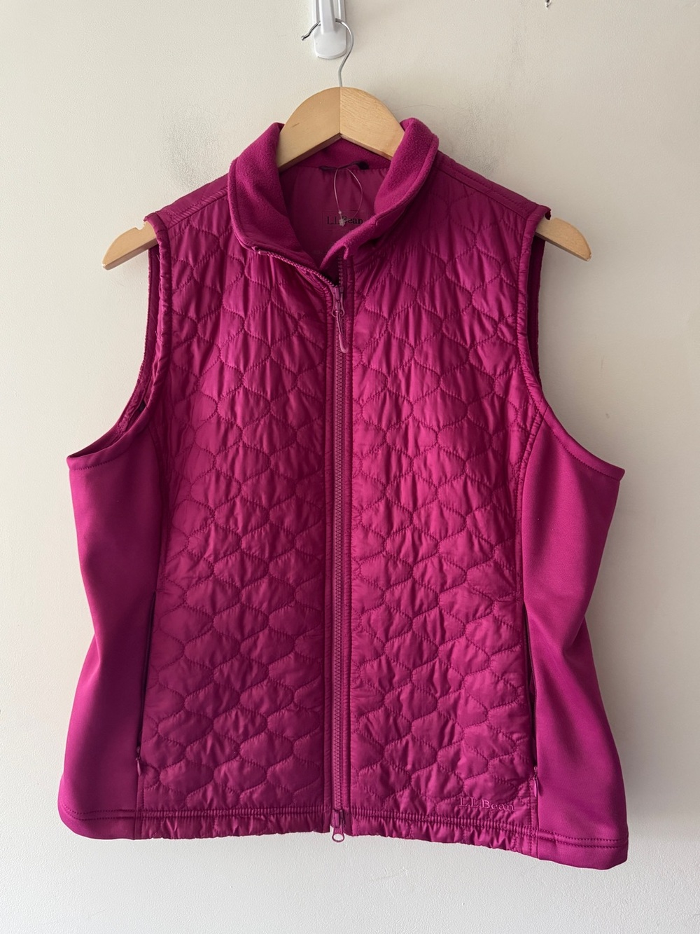 L.L.Bean Women's Quilted Insulated Zip-Front Vest Magenta Pink